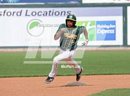 Thumbnail 2 in Medway vs. Taconic (MIAA Division 3 Final) photogallery.