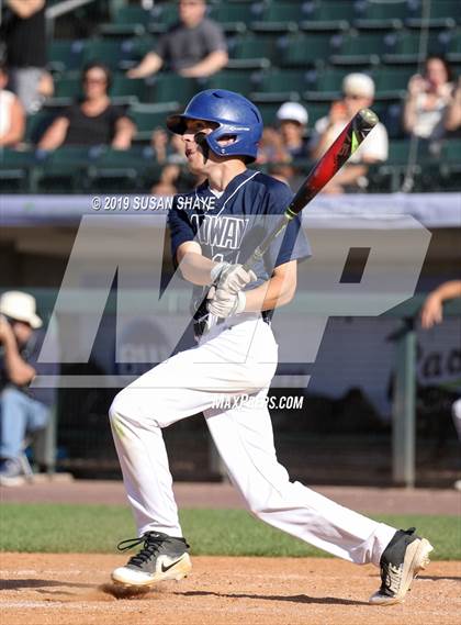 Thumbnail 2 in Medway vs. Taconic (MIAA Division 3 Final) photogallery.