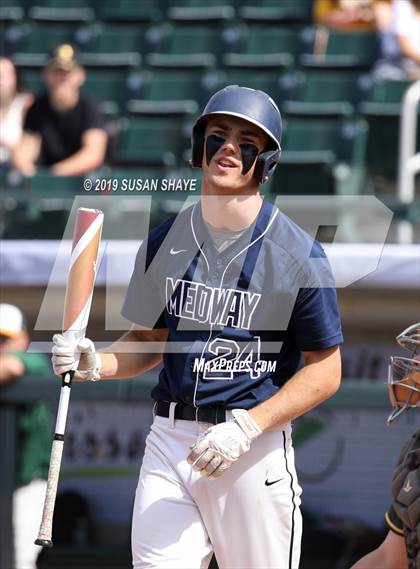 Thumbnail 2 in Medway vs. Taconic (MIAA Division 3 Final) photogallery.