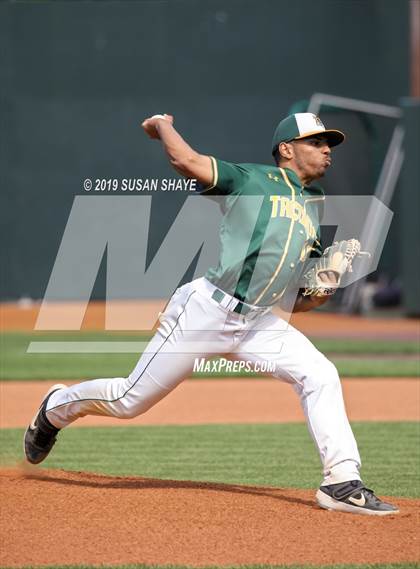Thumbnail 1 in Medway vs. Taconic (MIAA Division 3 Final) photogallery.