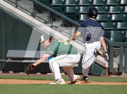 Thumbnail 2 in Medway vs. Taconic (MIAA Division 3 Final) photogallery.