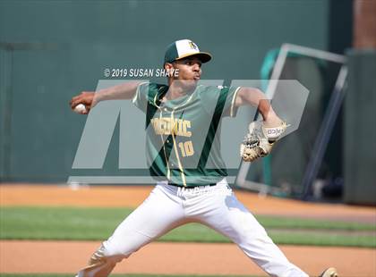 Thumbnail 1 in Medway vs. Taconic (MIAA Division 3 Final) photogallery.