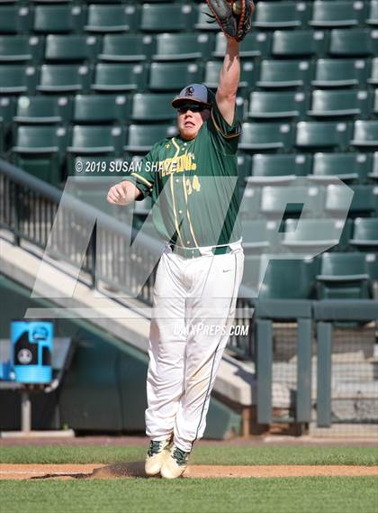 Thumbnail 1 in Medway vs. Taconic (MIAA Division 3 Final) photogallery.