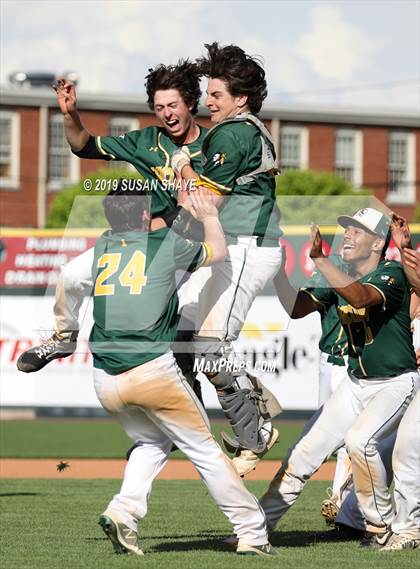 Thumbnail 3 in Medway vs. Taconic (MIAA Division 3 Final) photogallery.