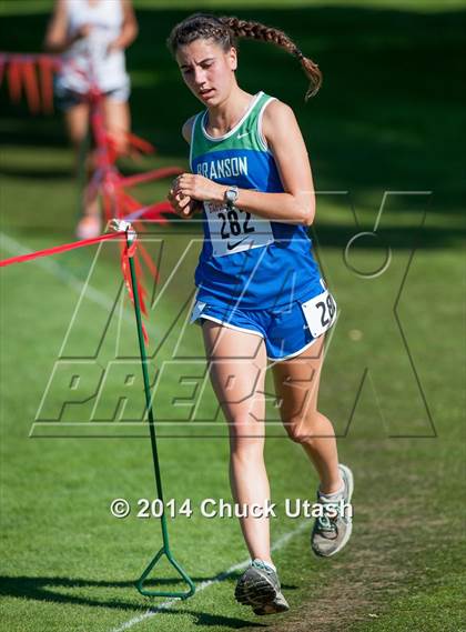 Thumbnail 3 in Stanford Invitational Girls 5K Division 3-5 Race photogallery.