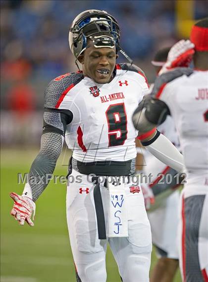 Thumbnail 2 in Under Armour All-American Game photogallery.