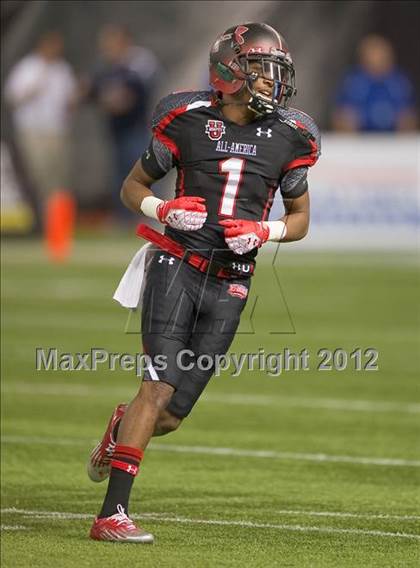 Thumbnail 2 in Under Armour All-American Game photogallery.