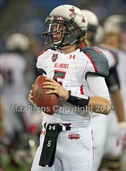 Thumbnail 2 in Under Armour All-American Game photogallery.