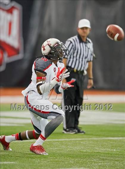 Thumbnail 3 in Under Armour All-American Game photogallery.
