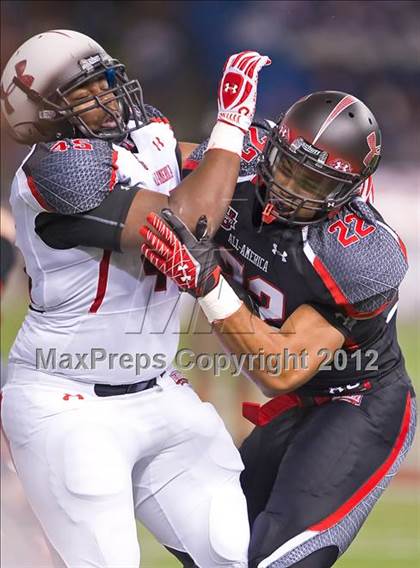 Thumbnail 3 in Under Armour All-American Game photogallery.