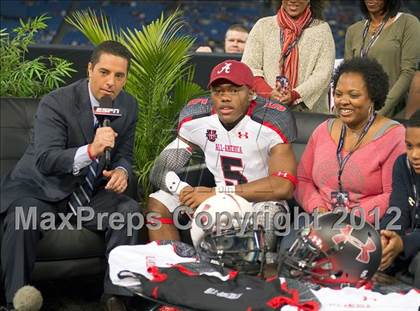 Thumbnail 1 in Under Armour All-American Game photogallery.