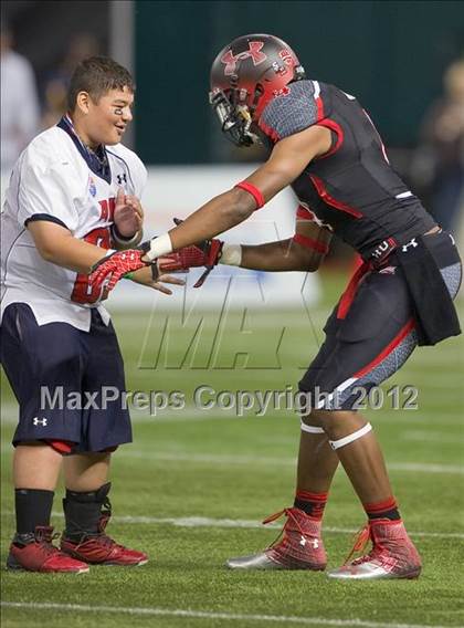 Thumbnail 2 in Under Armour All-American Game photogallery.