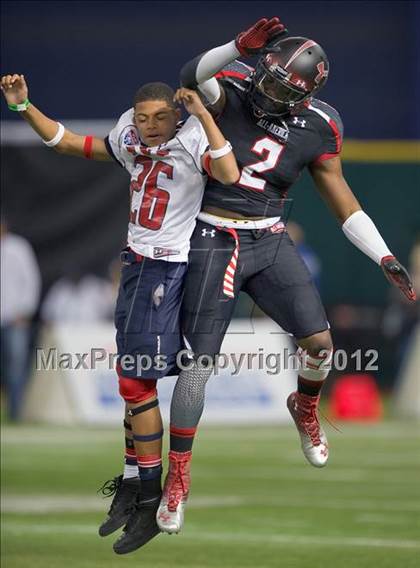 Thumbnail 3 in Under Armour All-American Game photogallery.