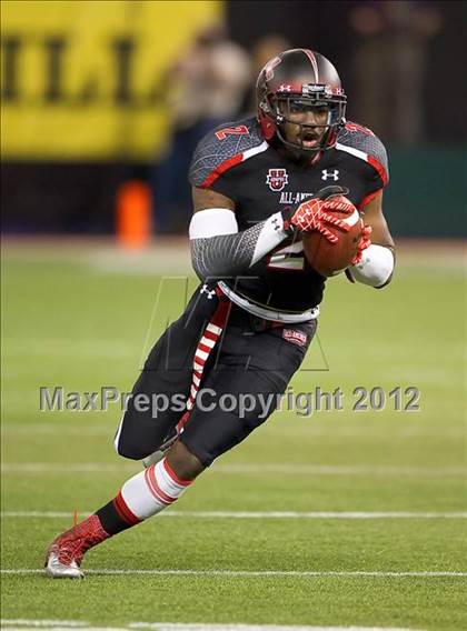 Thumbnail 3 in Under Armour All-American Game photogallery.