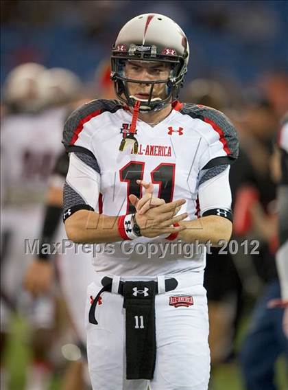 Thumbnail 3 in Under Armour All-American Game photogallery.