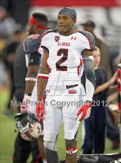 Thumbnail 3 in Under Armour All-American Game photogallery.