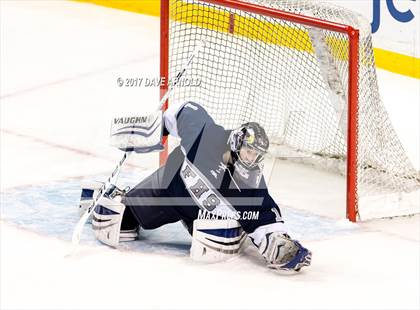 Thumbnail 3 in St. Mary's vs. Framingham (MIAA Division 1 Final) photogallery.