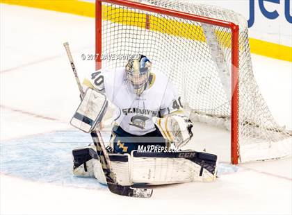 Thumbnail 2 in St. Mary's vs. Framingham (MIAA Division 1 Final) photogallery.