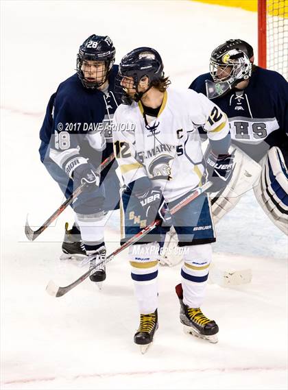 Thumbnail 2 in St. Mary's vs. Framingham (MIAA Division 1 Final) photogallery.