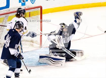Thumbnail 2 in St. Mary's vs. Framingham (MIAA Division 1 Final) photogallery.