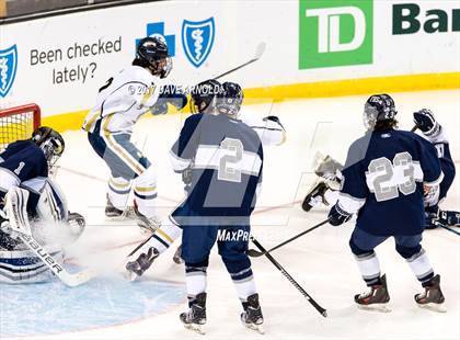 Thumbnail 3 in St. Mary's vs. Framingham (MIAA Division 1 Final) photogallery.