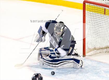 Thumbnail 3 in St. Mary's vs. Framingham (MIAA Division 1 Final) photogallery.