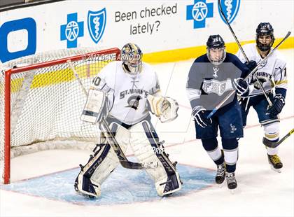 Thumbnail 3 in St. Mary's vs. Framingham (MIAA Division 1 Final) photogallery.