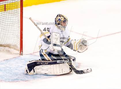 Thumbnail 3 in St. Mary's vs. Framingham (MIAA Division 1 Final) photogallery.