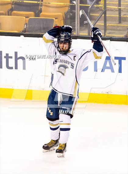 Thumbnail 3 in St. Mary's vs. Framingham (MIAA Division 1 Final) photogallery.