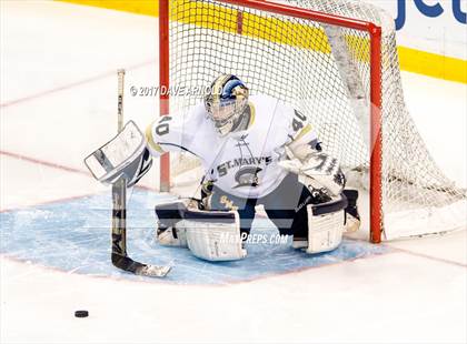 Thumbnail 3 in St. Mary's vs. Framingham (MIAA Division 1 Final) photogallery.