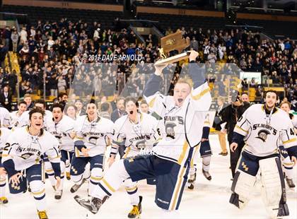 Thumbnail 3 in St. Mary's vs. Framingham (MIAA Division 1 Final) photogallery.