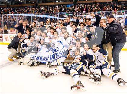 Thumbnail 3 in St. Mary's vs. Framingham (MIAA Division 1 Final) photogallery.
