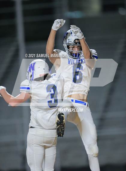 Thumbnail 2 in Windward vs Milken photogallery.