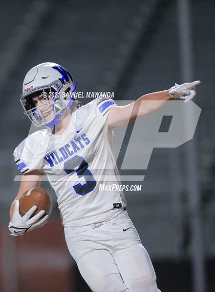 Thumbnail 1 in Windward vs Milken photogallery.
