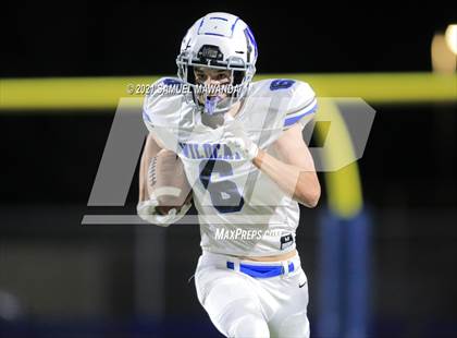 Thumbnail 1 in Windward vs Milken photogallery.