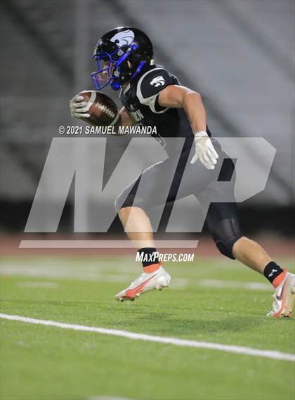Thumbnail 3 in Windward vs Milken photogallery.