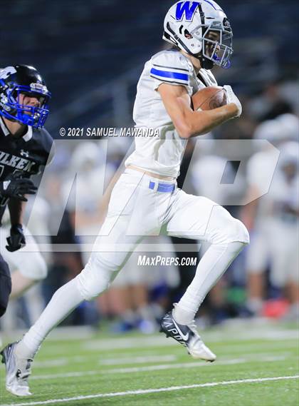 Thumbnail 3 in Windward vs Milken photogallery.