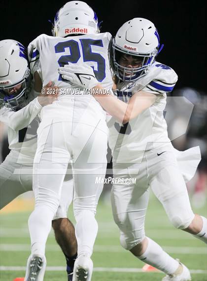 Thumbnail 2 in Windward vs Milken photogallery.