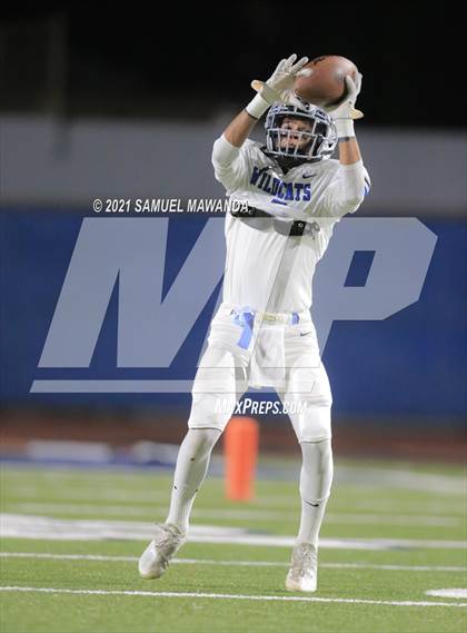 Thumbnail 2 in Windward vs Milken photogallery.