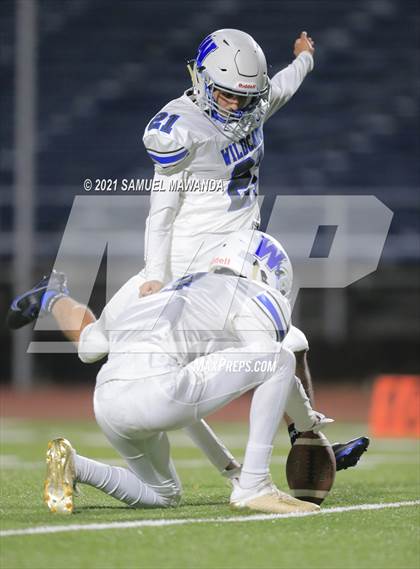 Thumbnail 3 in Windward vs Milken photogallery.