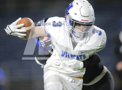 Thumbnail 2 in Windward vs Milken photogallery.