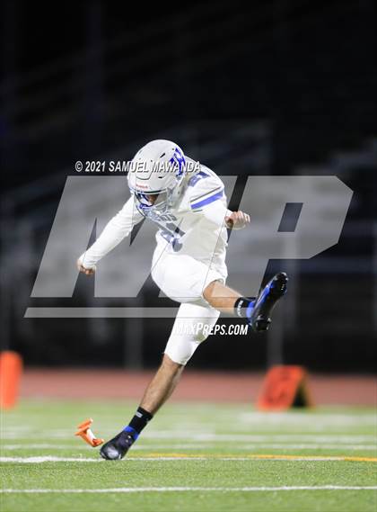 Thumbnail 1 in Windward vs Milken photogallery.