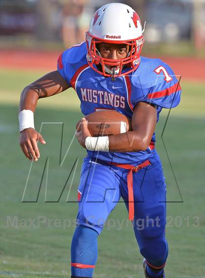 Thumbnail 3 in Northside Christian vs St. Petersburg Catholic photogallery.