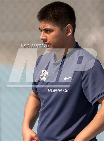 Thumbnail 1 in Delano vs. Bakersfield (Lynch Cup) photogallery.