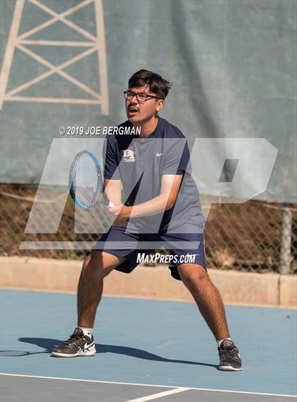 Thumbnail 3 in Delano vs. Bakersfield (Lynch Cup) photogallery.