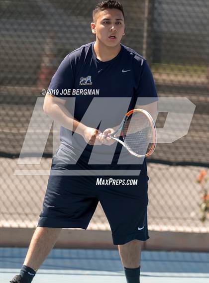 Thumbnail 2 in Delano vs. Bakersfield (Lynch Cup) photogallery.