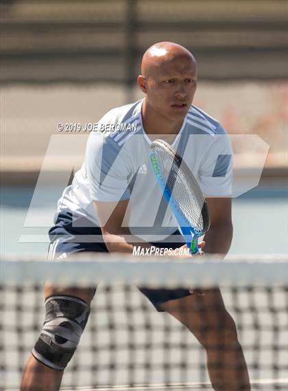 Thumbnail 2 in Delano vs. Bakersfield (Lynch Cup) photogallery.