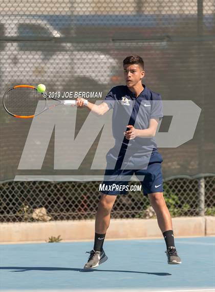 Thumbnail 3 in Delano vs. Bakersfield (Lynch Cup) photogallery.