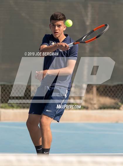 Thumbnail 2 in Delano vs. Bakersfield (Lynch Cup) photogallery.