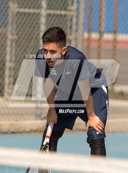 Thumbnail 1 in Delano vs. Bakersfield (Lynch Cup) photogallery.